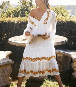 TEELYNN Белое платье с глубоким V-образным вырезом и длинным рукавом Женщины Винтаж Хлопковая вышивка Осень Vestidos 2022 Boho Beach Кисточка Повседневный халат