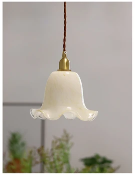  Европейские цветы Маленький светодиодный подвесной светильник Минималистичный Креативный Ретро Французский стеклянный свет Роскошные латунные прикроватные лампы для спальни