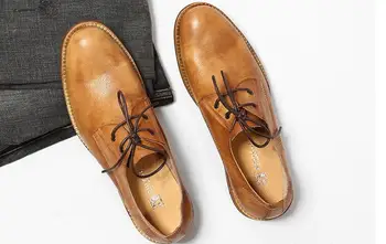 Зимняя мода коричневый Мужская обувь Натуральная кожа Круглые носки Повседневная обувь Бизнес на шнуровке Мужская обувь классика Обувь Paty
